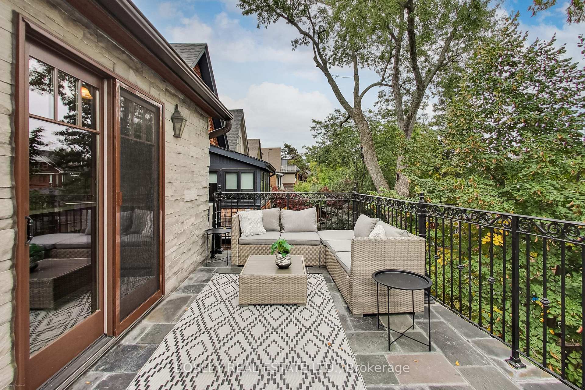 Photo 39 of 161 Westminster Avenue, Toronto, High Park-Swansea — HOMEH