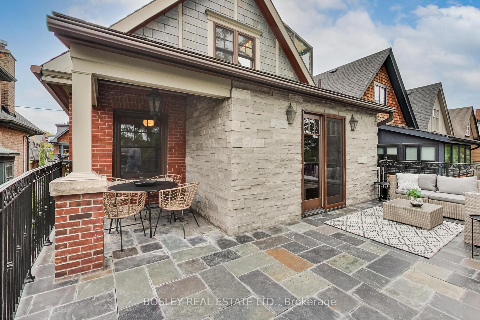 Photo 40 of 161 Westminster Avenue, Toronto, High Park-Swansea — HOMEH