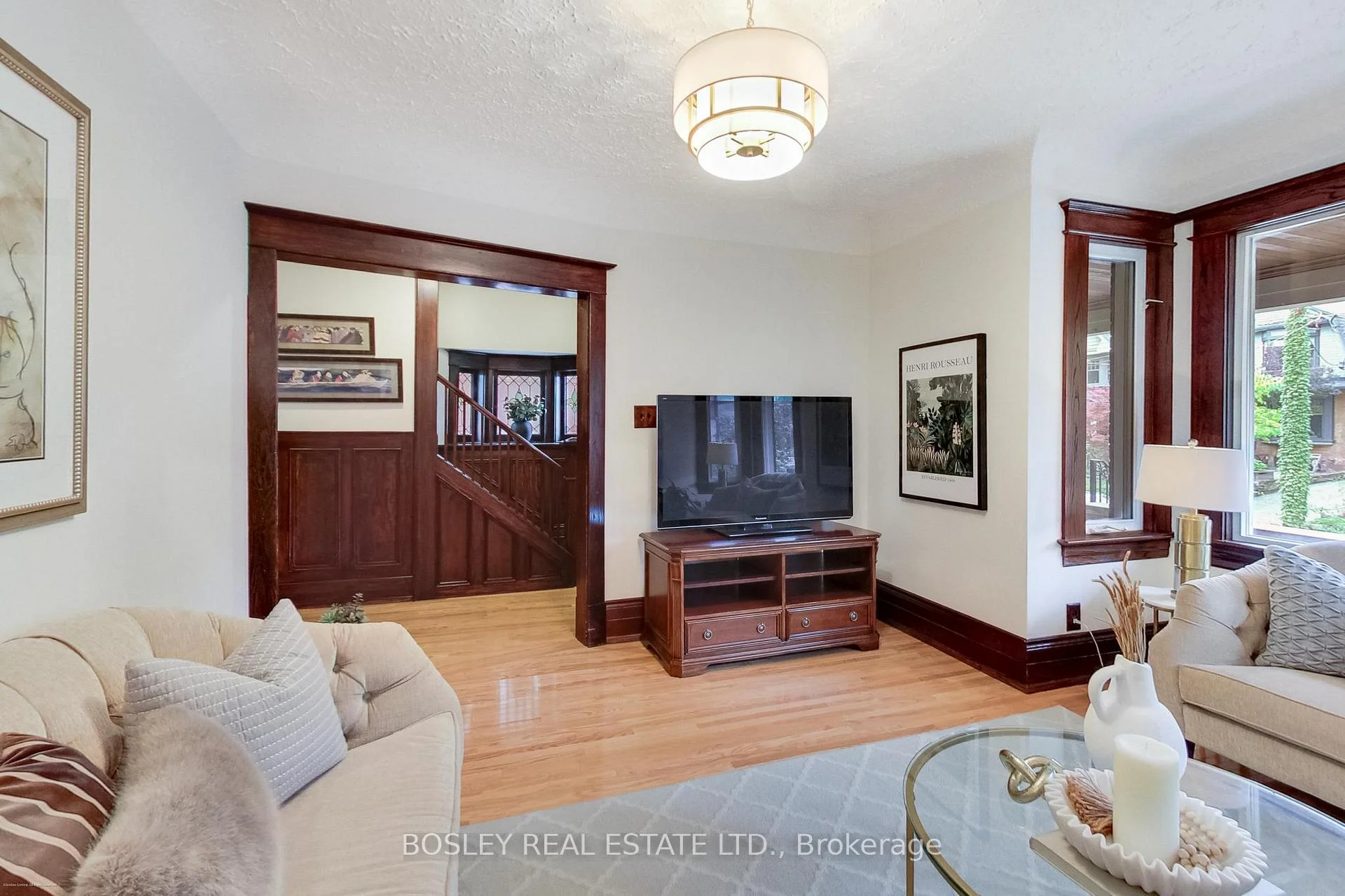 Photo 9 of 161 Westminster Avenue, Toronto, High Park-Swansea — HOMEH