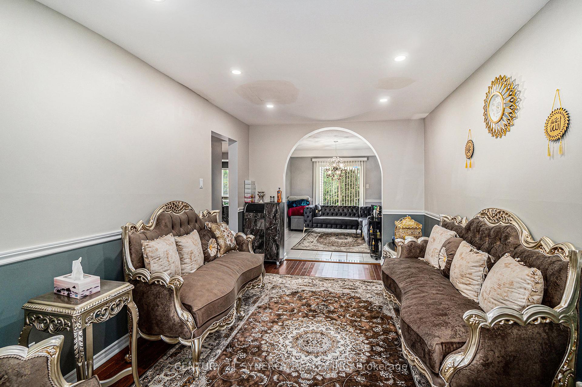 Photo 4 of 6415 Viseneau Drive, Ottawa, Chateauneuf — HOMEH