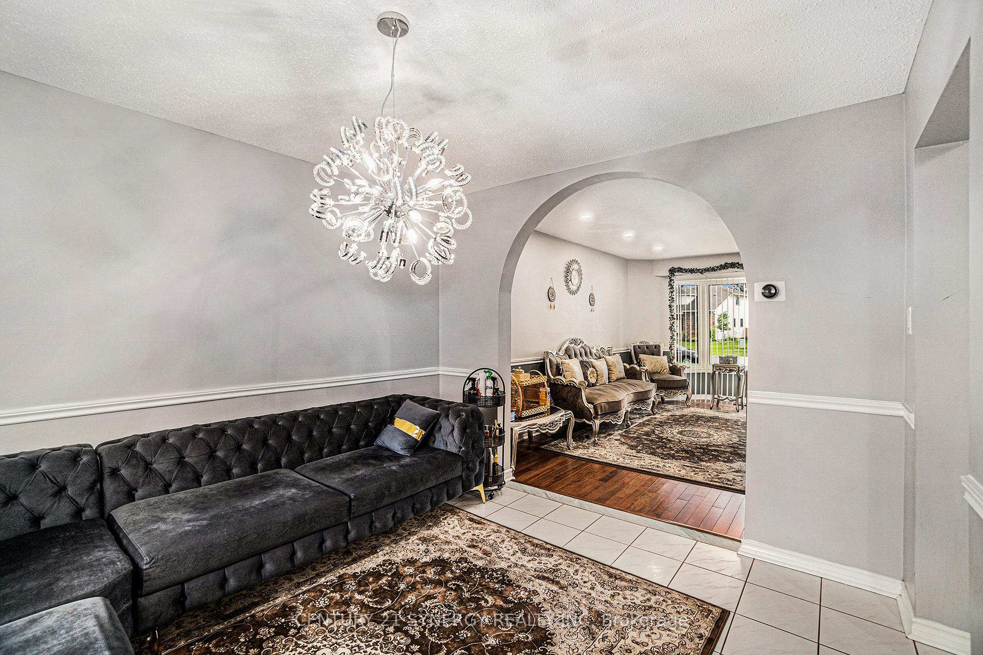 Photo 6 of 6415 Viseneau Drive, Ottawa, Chateauneuf — HOMEH
