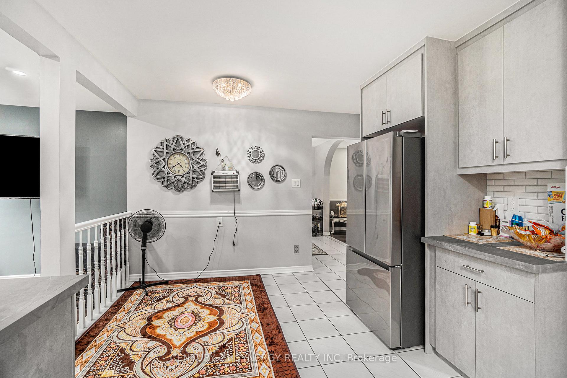 Photo 7 of 6415 Viseneau Drive, Ottawa, Chateauneuf — HOMEH