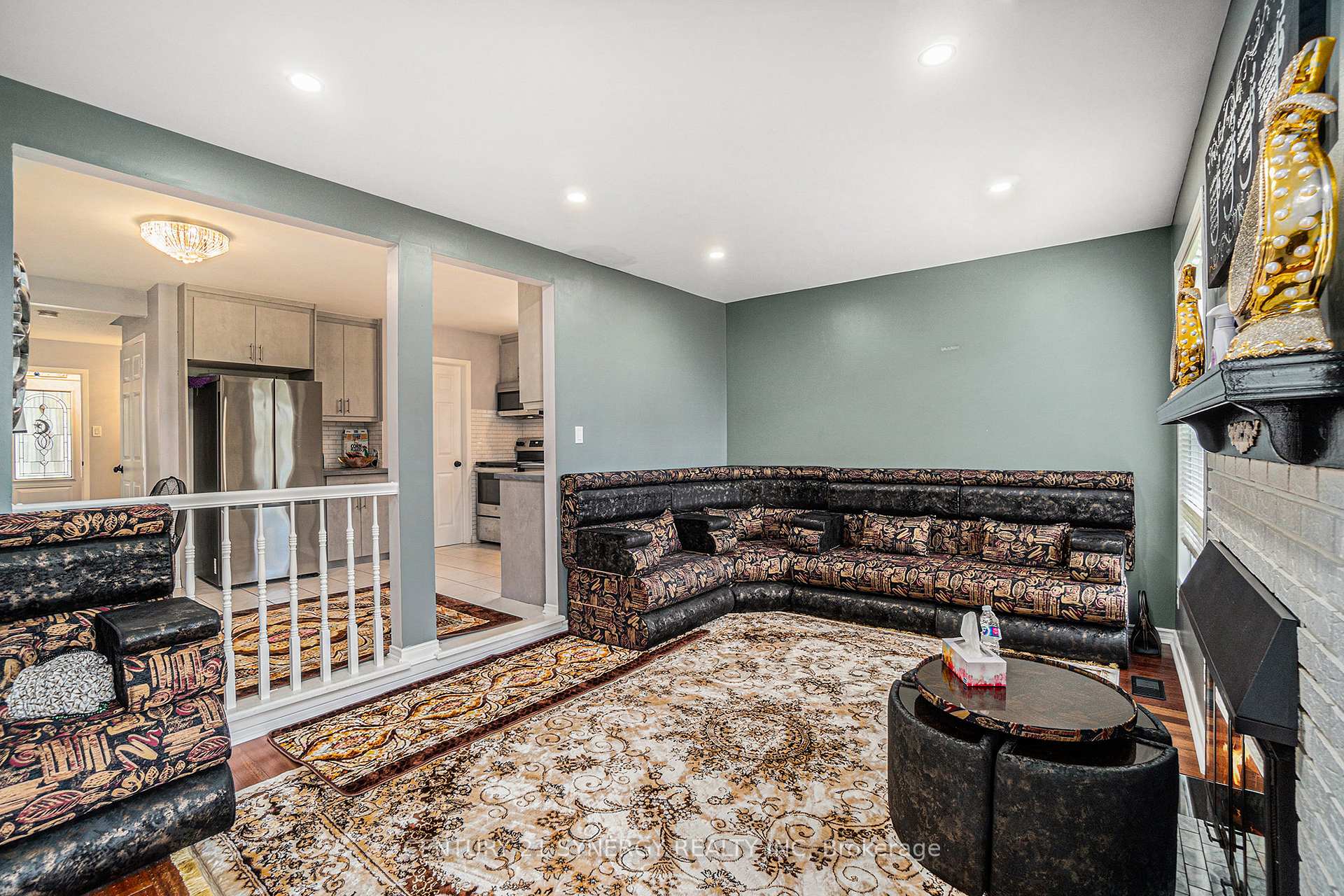 Photo 12 of 6415 Viseneau Drive, Ottawa, Chateauneuf — HOMEH