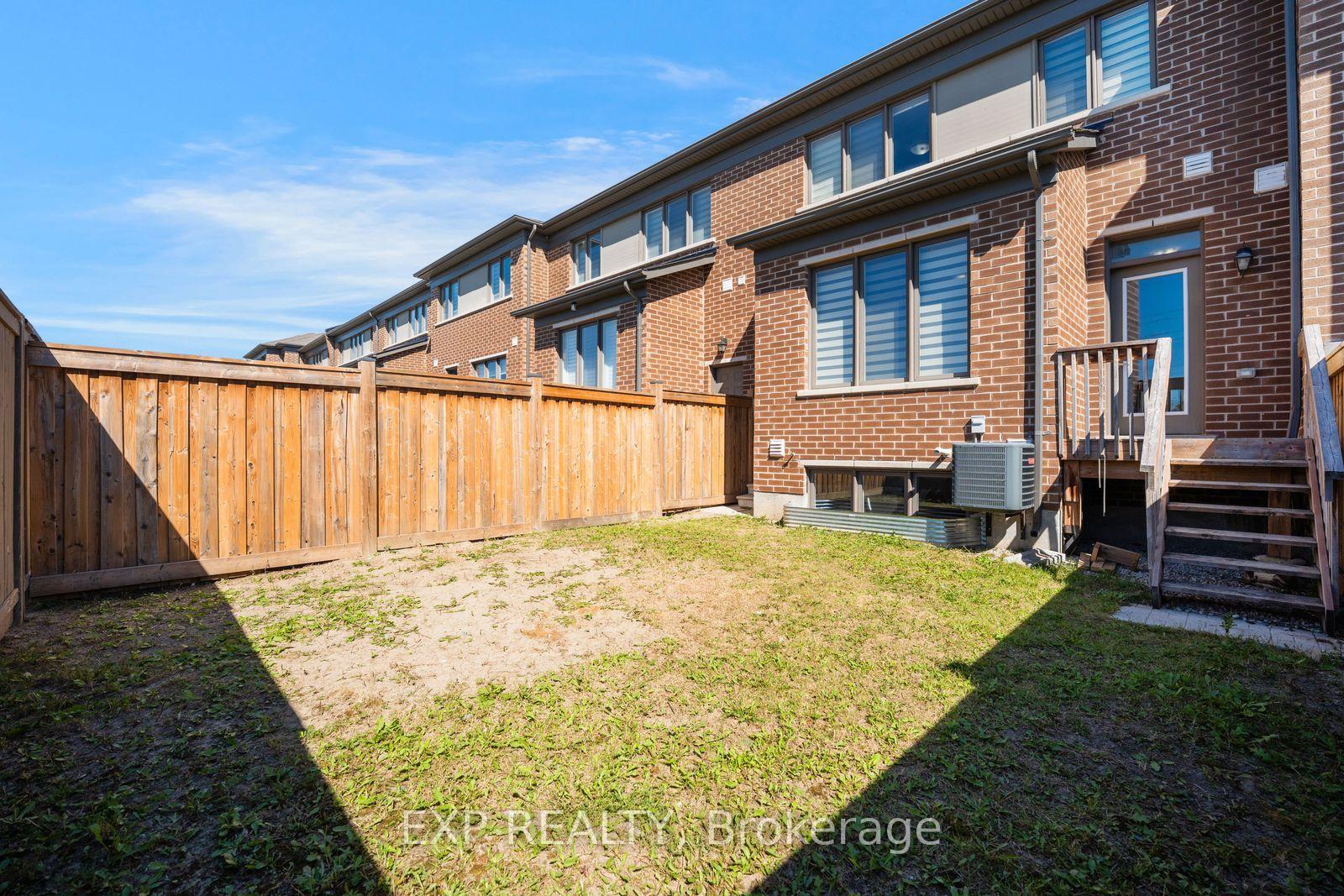 Photo 29 of 34 Circus Crescent, Brampton, Northwest Brampton — HOMEH