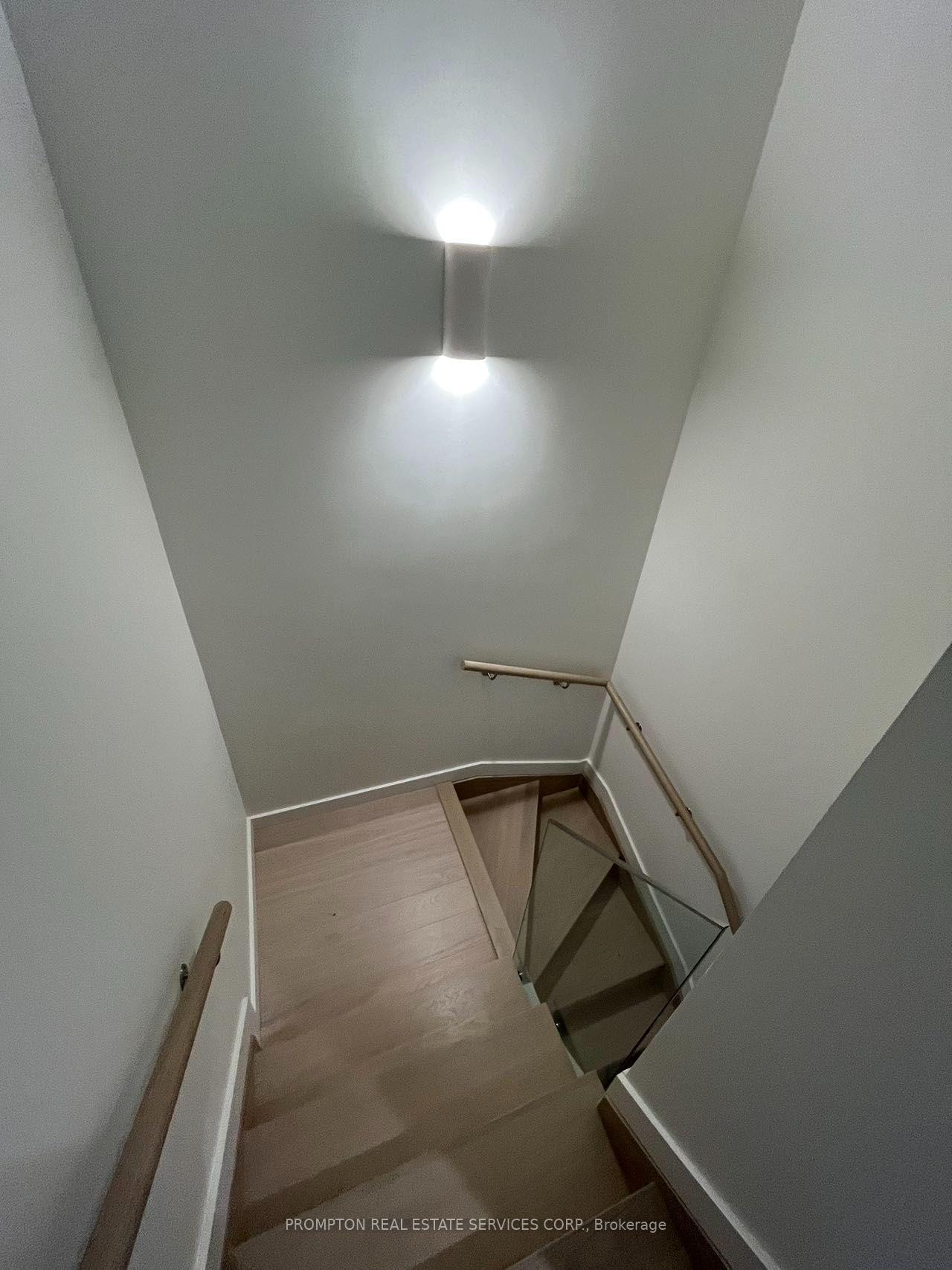 Photo 12 of Unit 508, 95 McMahon Drive, North York, Bayview Village — HOMEH