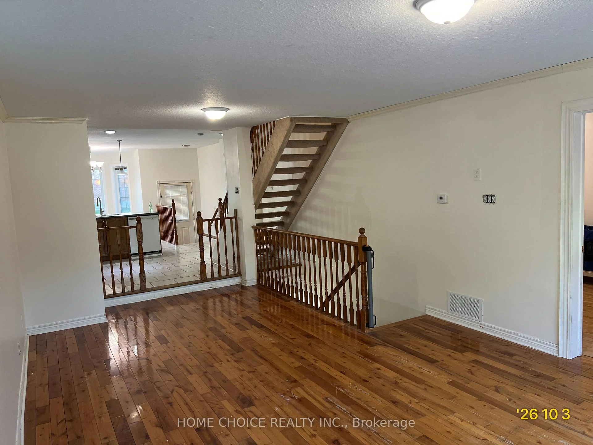 Photo 18 of 11 Violet Street, Barrie, Holly — HOMEH