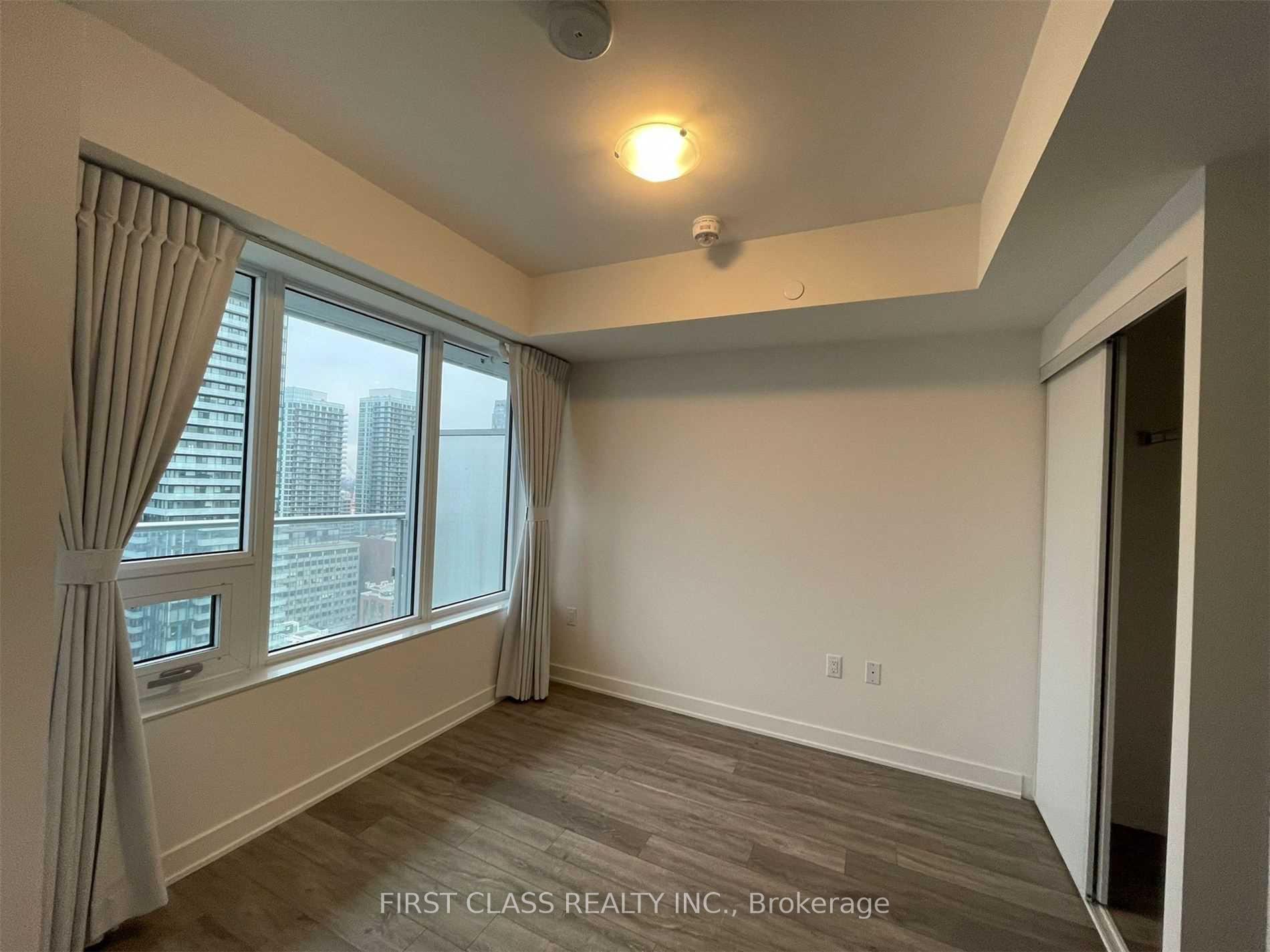 Photo 4 of Unit 2608, 195 Redpath Avenue, Toronto, Mount Pleasant West — HOMEH
