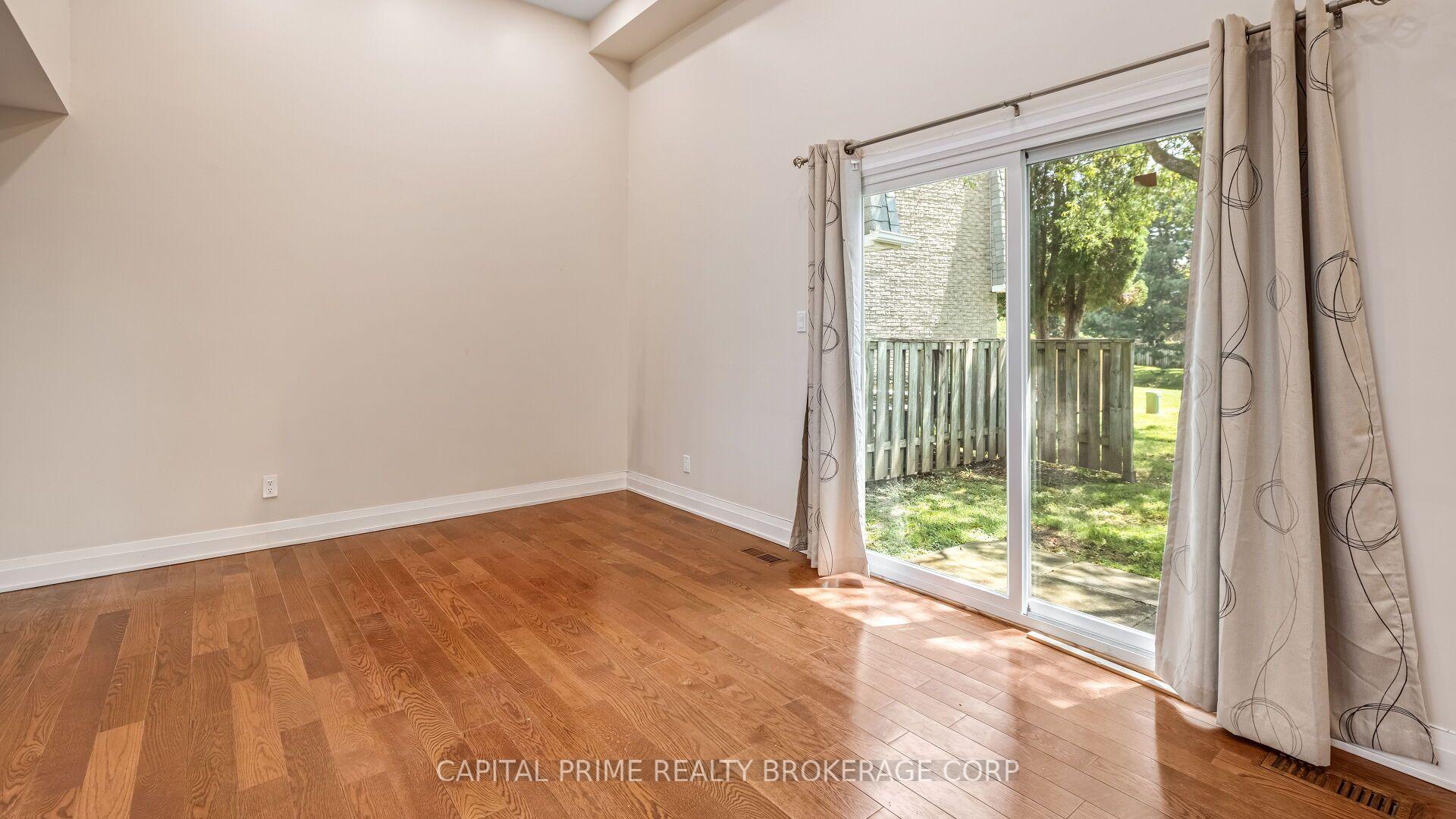 Photo 9 of Unit 36, 250 Bridletowne Circle, Scarborough, L'Amoreaux — HOMEH