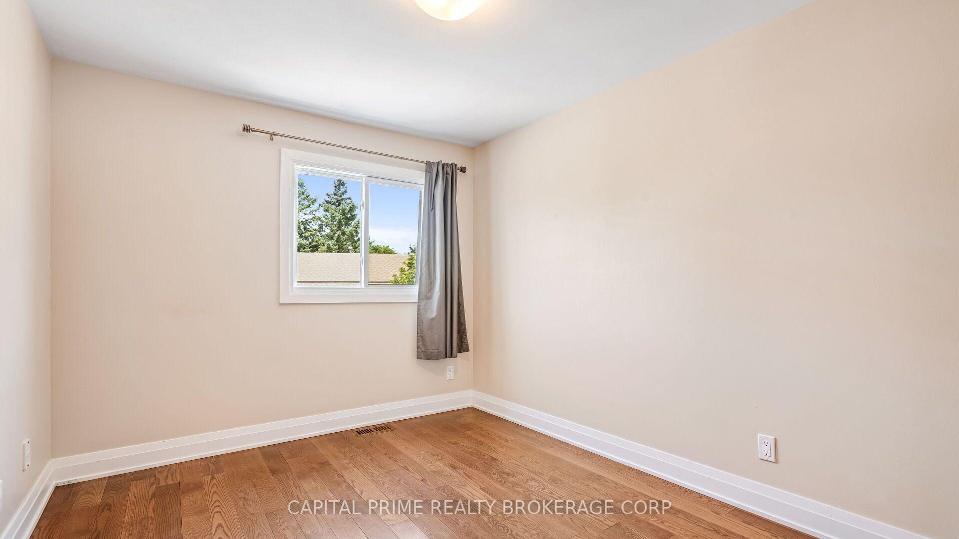 Photo 14 of Unit 36, 250 Bridletowne Circle, Scarborough, L'Amoreaux — HOMEH