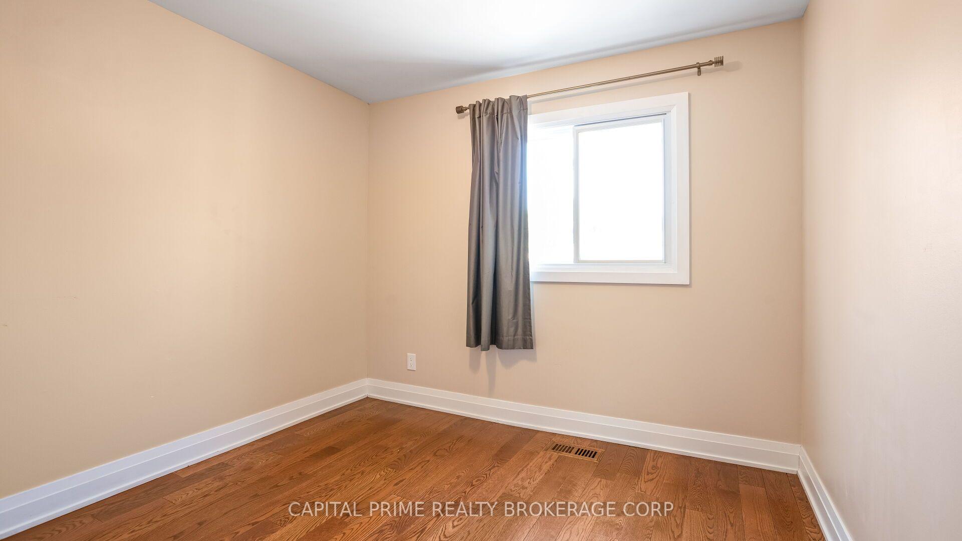 Photo 17 of Unit 36, 250 Bridletowne Circle, Scarborough, L'Amoreaux — HOMEH