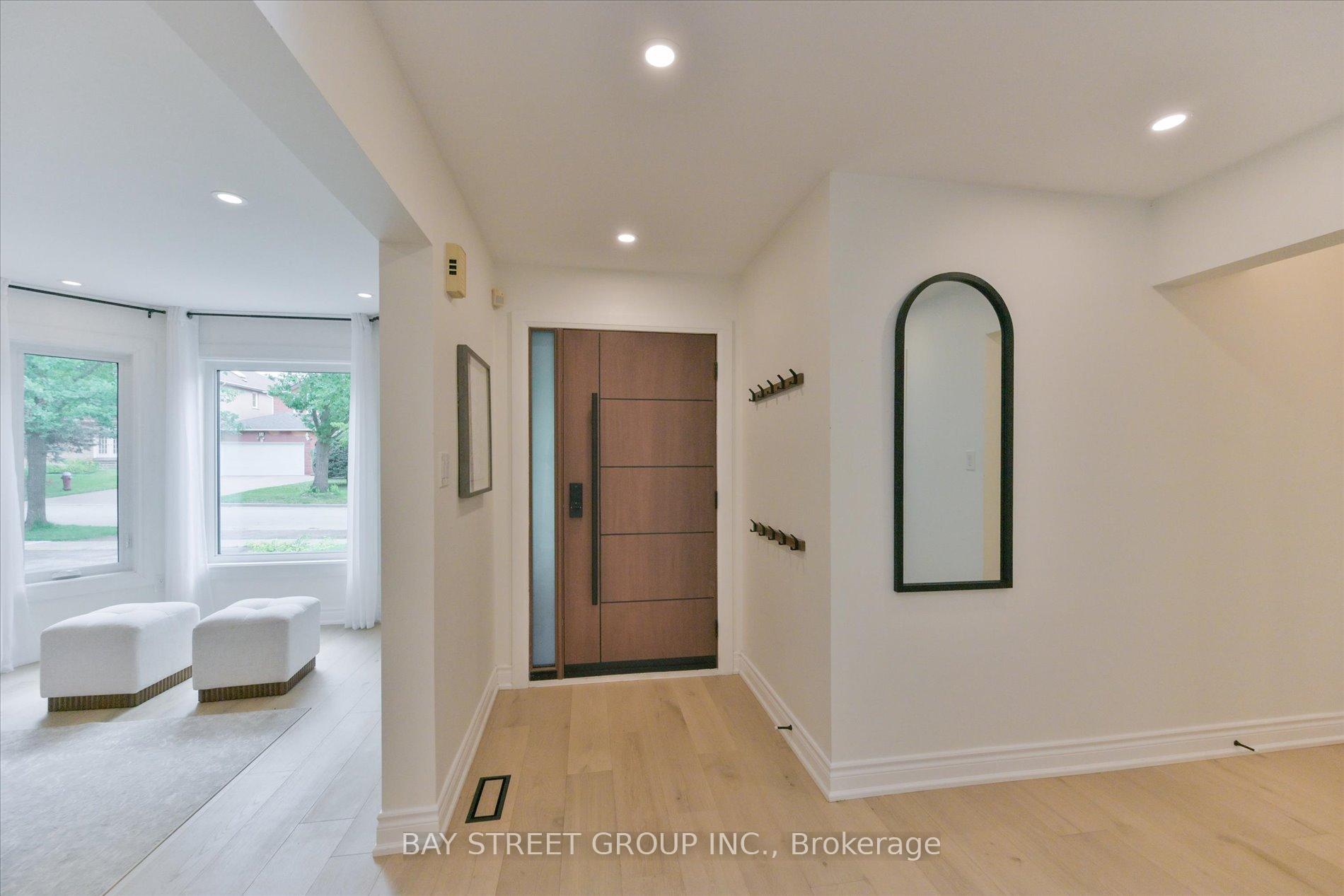 Photo 3 of 49 Cygnus Drive, Richmond Hill, Observatory — HOMEH