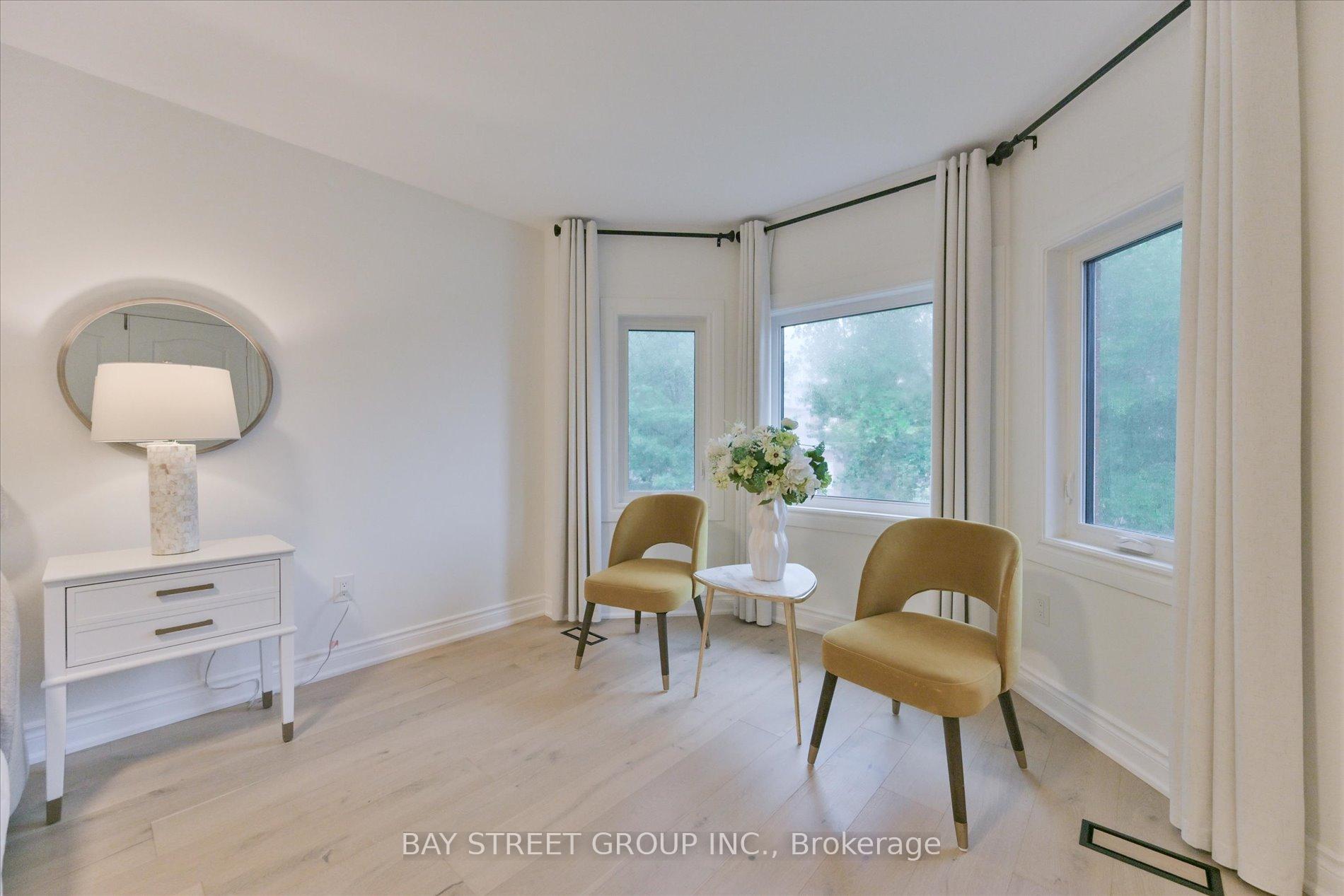 Photo 32 of 49 Cygnus Drive, Richmond Hill, Observatory — HOMEH