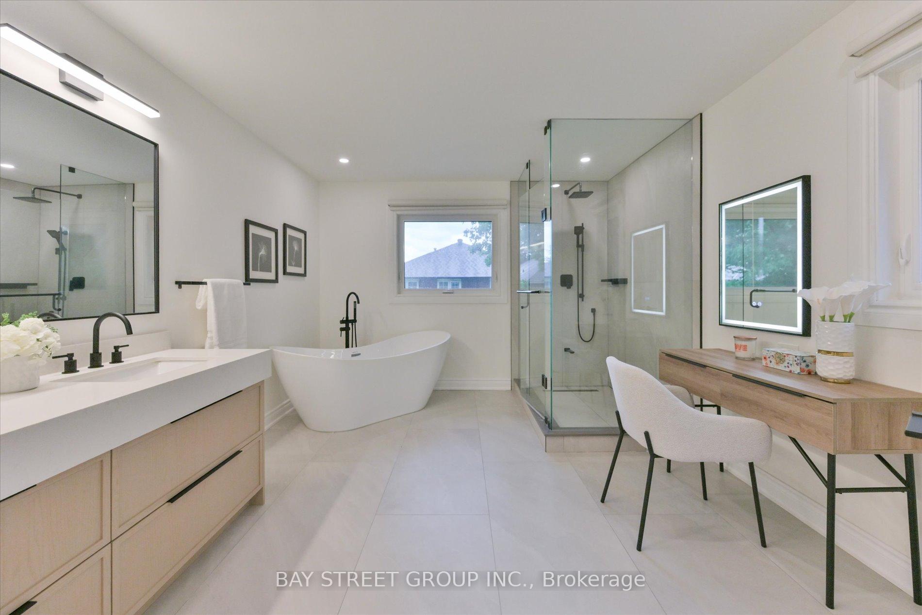 Photo 36 of 49 Cygnus Drive, Richmond Hill, Observatory — HOMEH