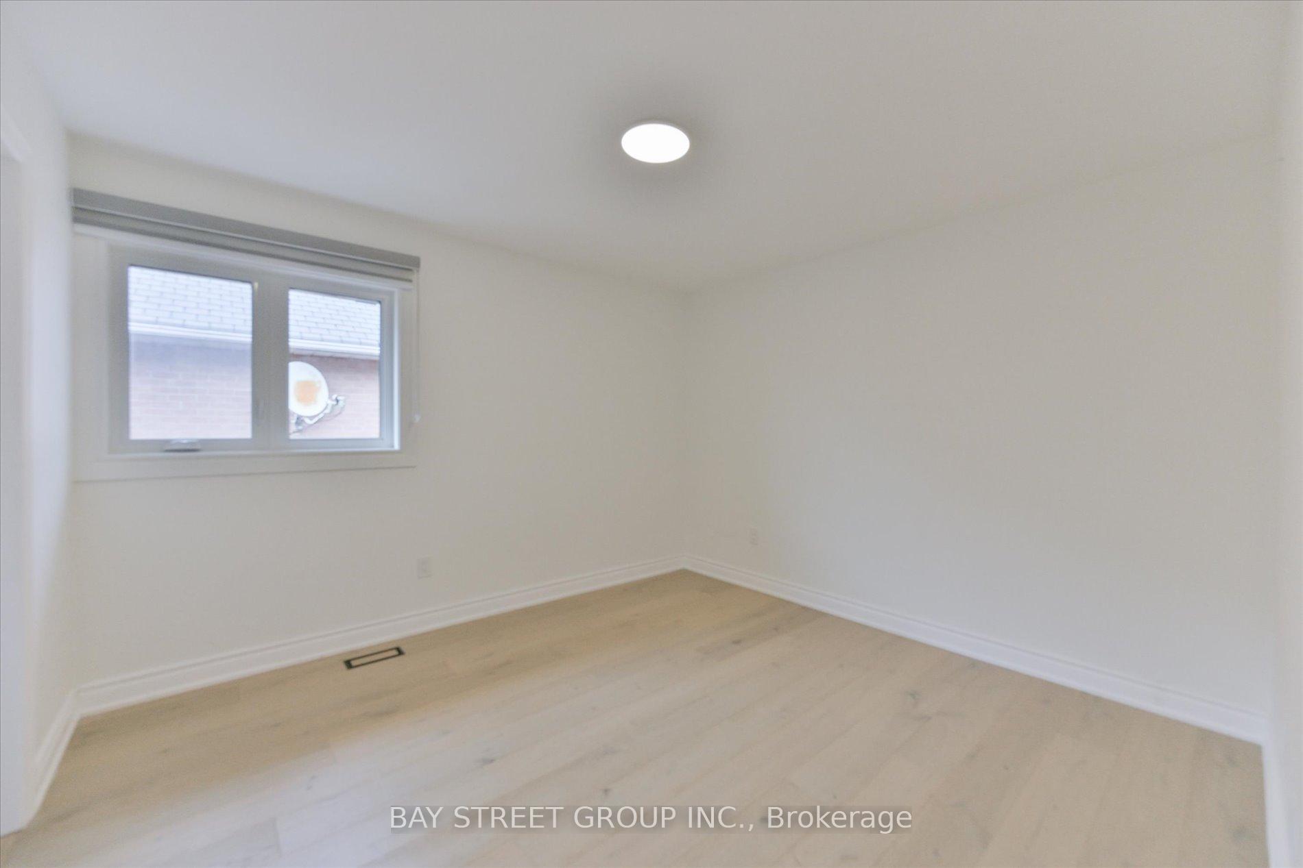 Photo 46 of 49 Cygnus Drive, Richmond Hill, Observatory — HOMEH