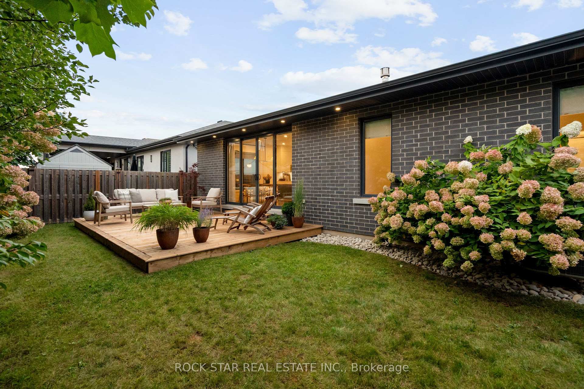 Photo 46 of 116 Lametti Drive, Pelham, Fonthill — HOMEH