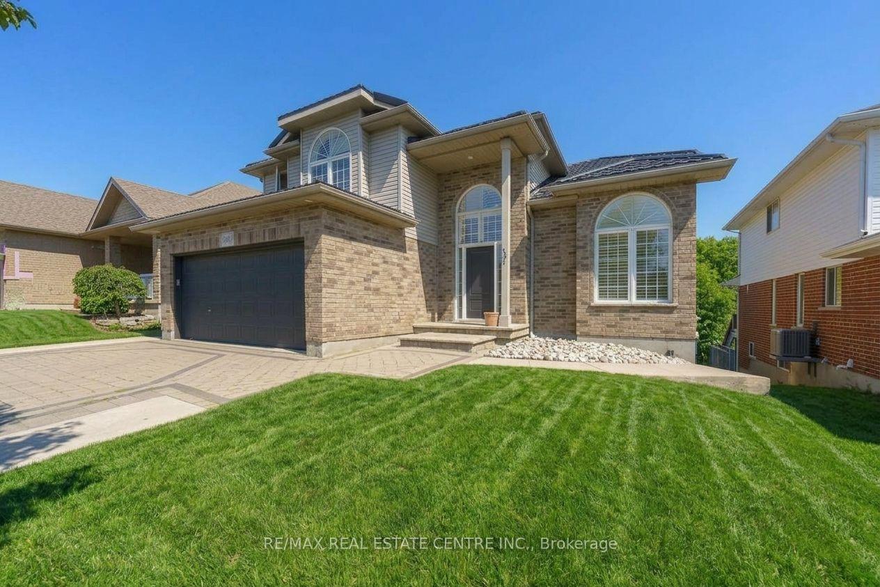 Photo 1 of 49 Creekside Dr, Guelph, Grange Road — HOMEH
