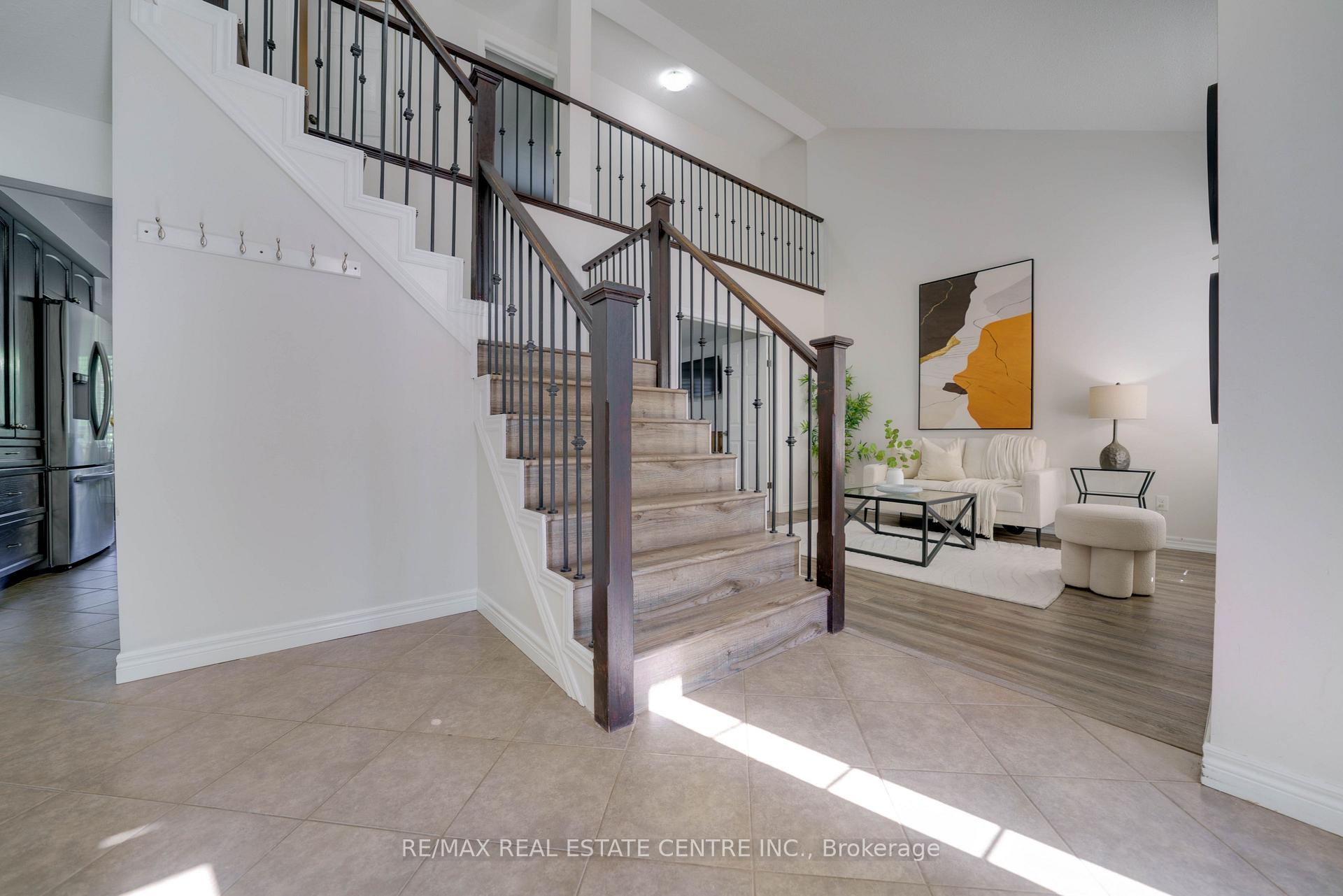 Photo 3 of 49 Creekside Dr, Guelph, Grange Road — HOMEH