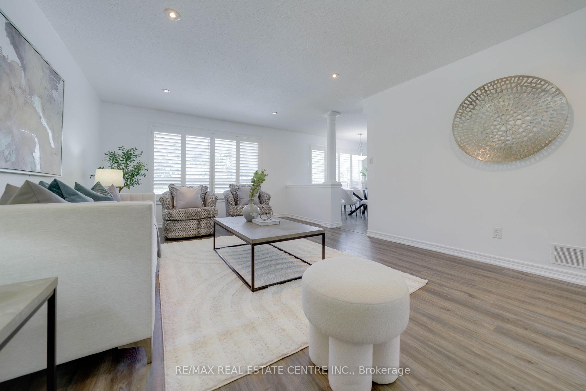 Photo 8 of 49 Creekside Dr, Guelph, Grange Road — HOMEH