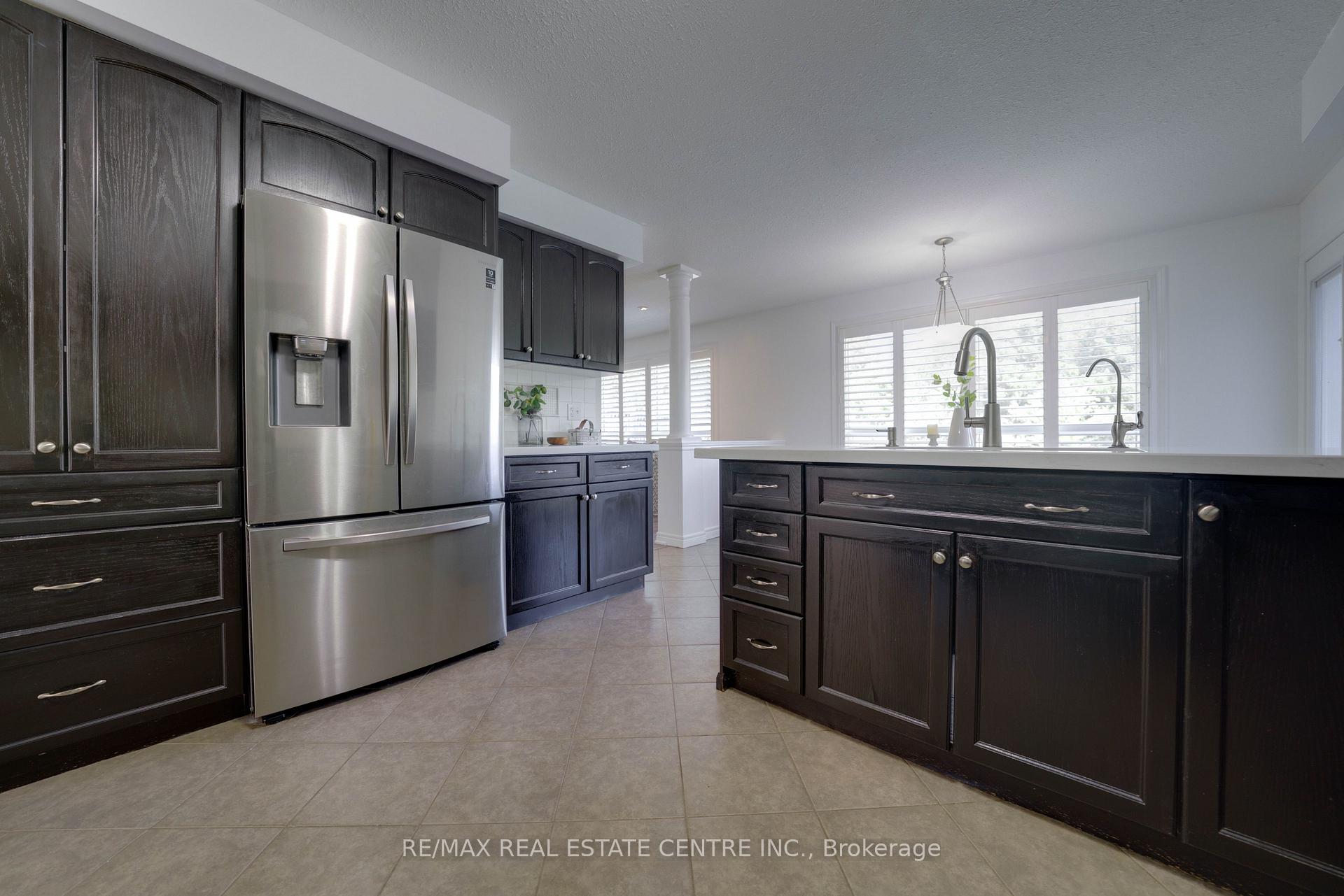 Photo 15 of 49 Creekside Dr, Guelph, Grange Road — HOMEH