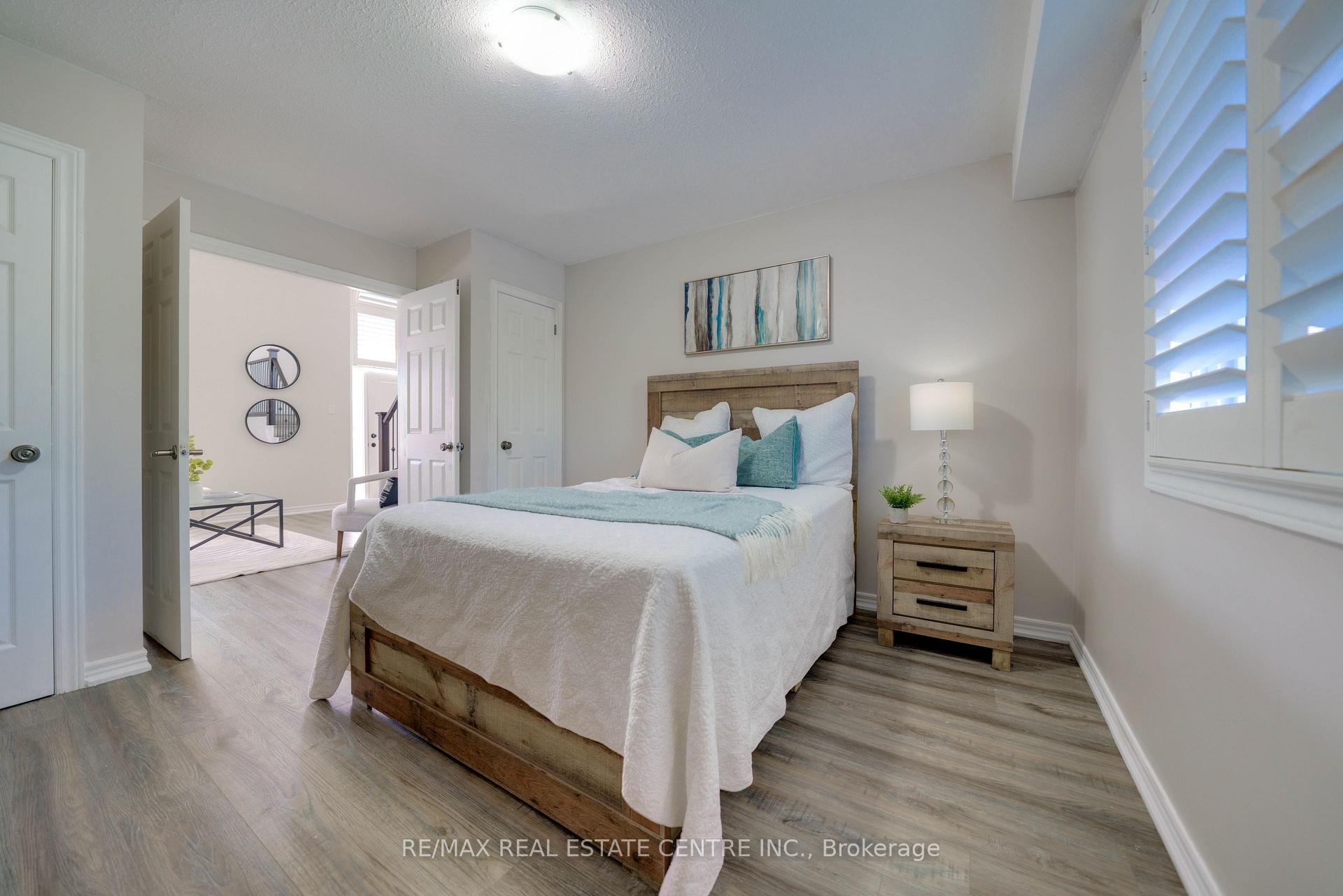 Photo 17 of 49 Creekside Dr, Guelph, Grange Road — HOMEH