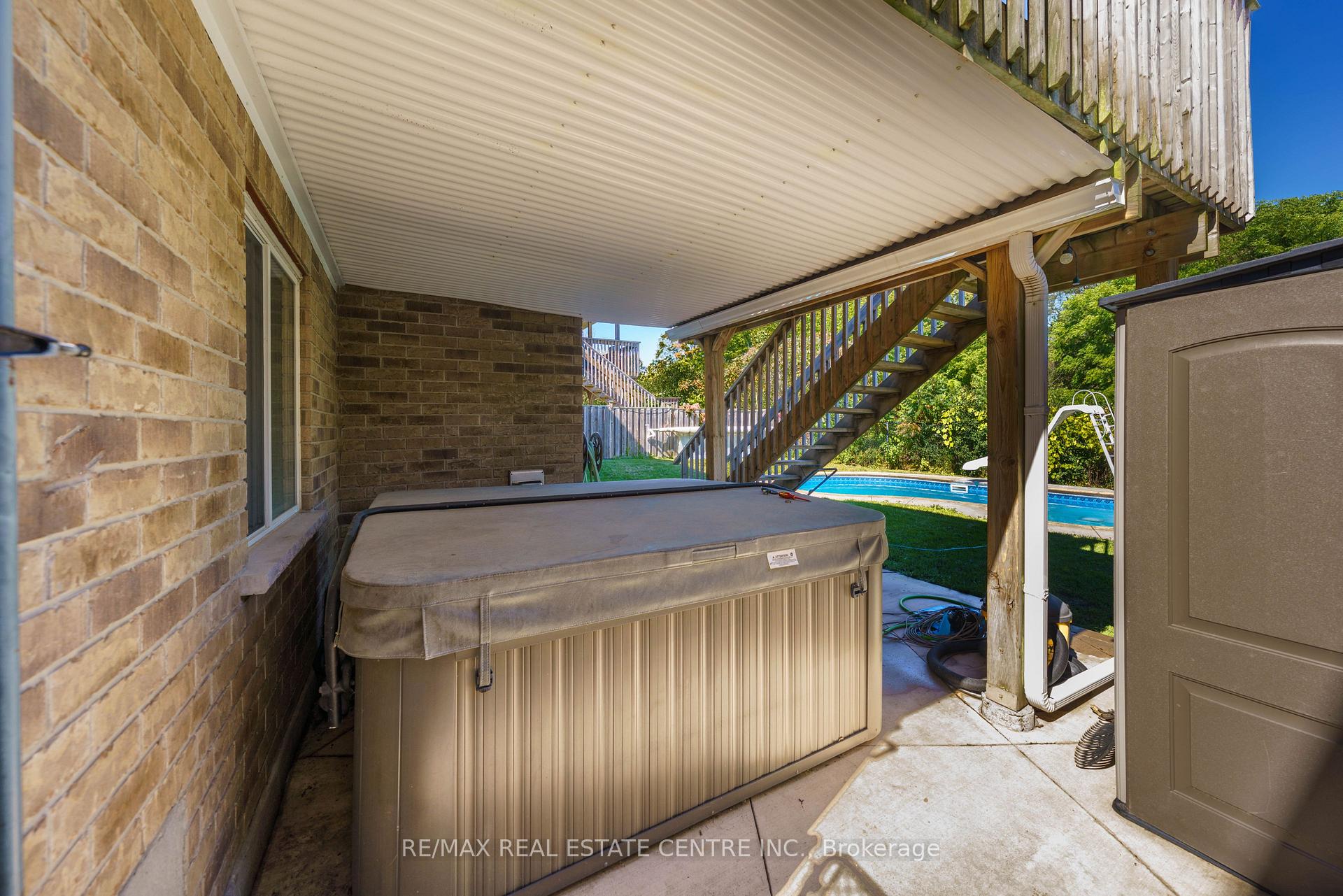 Photo 33 of 49 Creekside Dr, Guelph, Grange Road — HOMEH