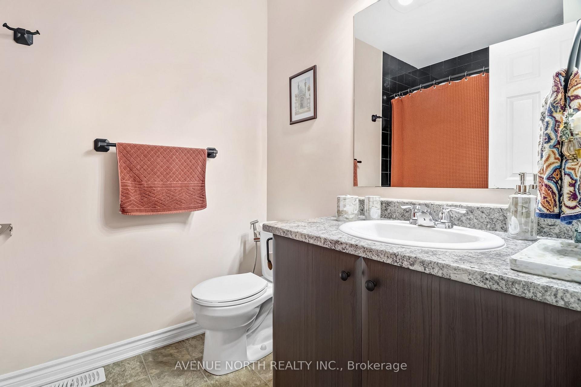 Photo 18 of 400 Meadowhawk Crescent, Ottawa, Barrhaven - Half Moon Bay — HOMEH