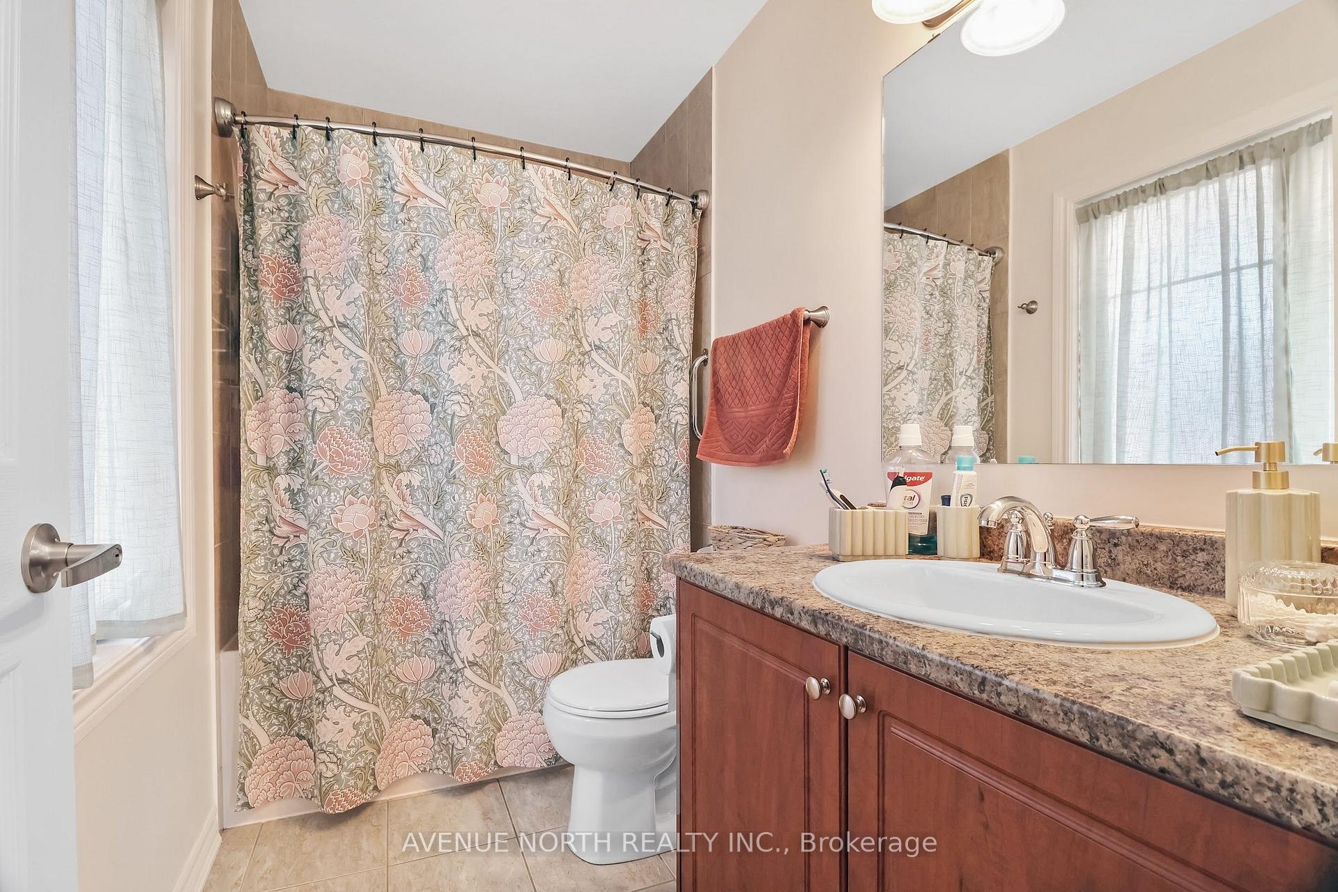 Photo 19 of 400 Meadowhawk Crescent, Ottawa, Barrhaven - Half Moon Bay — HOMEH