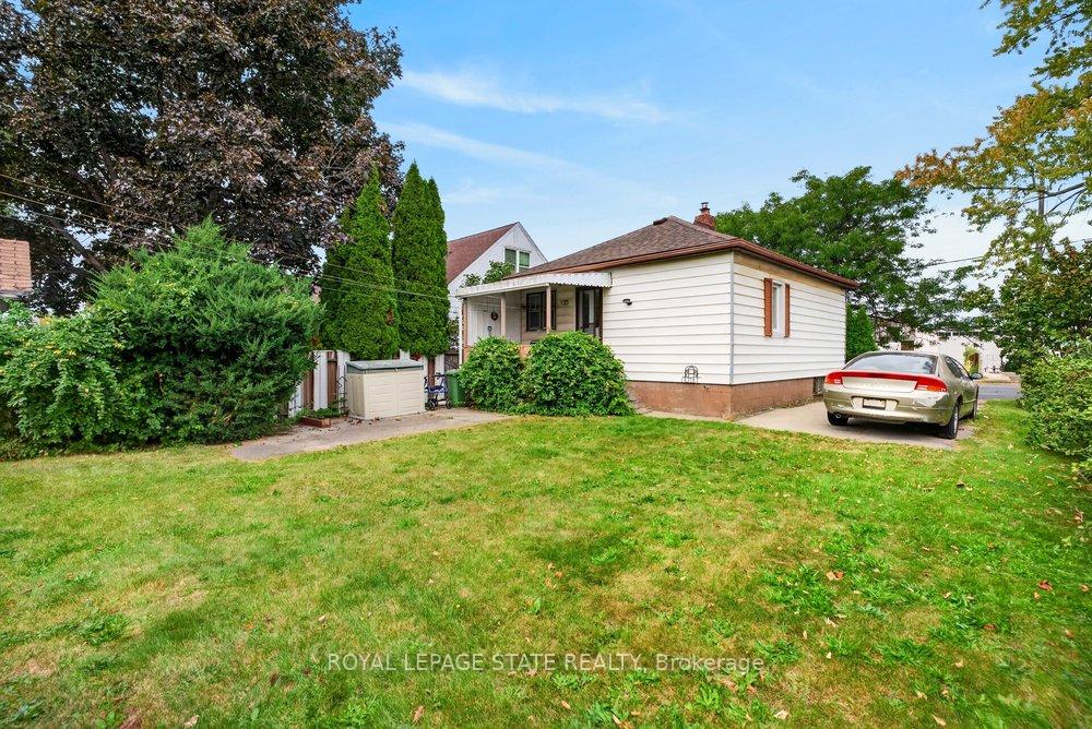 Photo 4 of 340 Barton Street, Hamilton, Stoney Creek — HOMEH