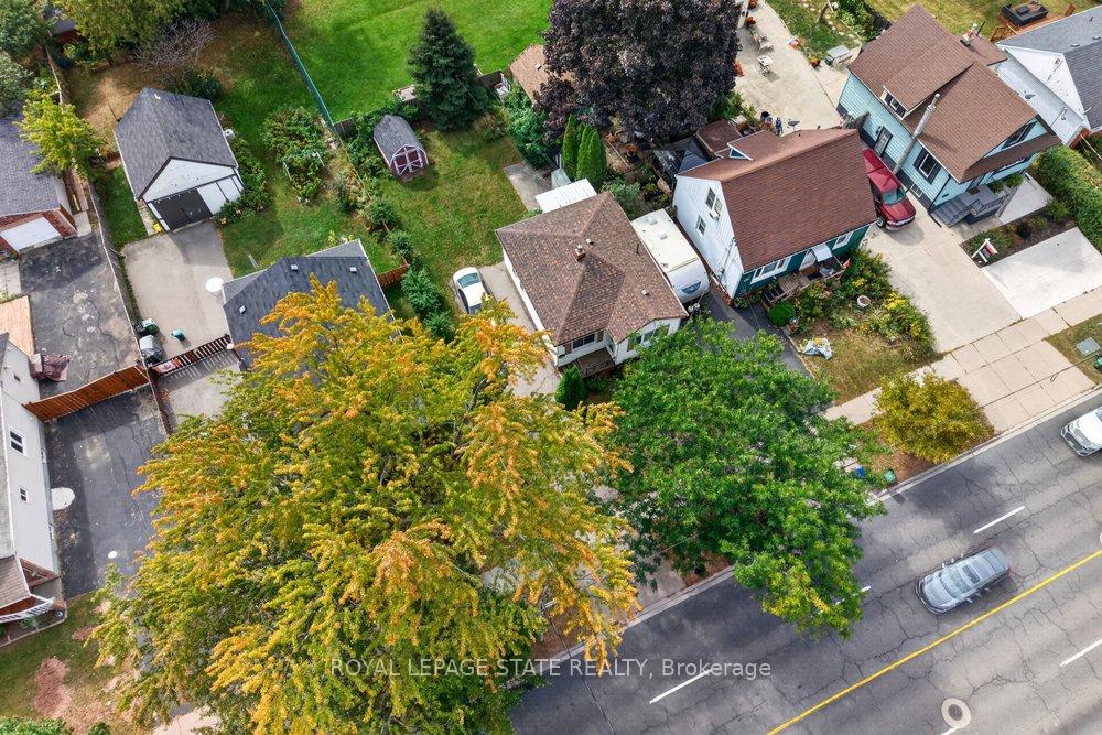 Photo 13 of 340 Barton Street, Hamilton, Stoney Creek — HOMEH
