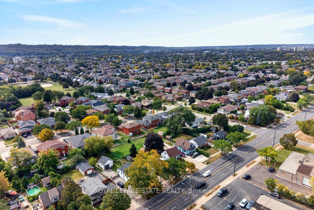 Photo 16 of 340 Barton Street, Hamilton, Stoney Creek — HOMEH