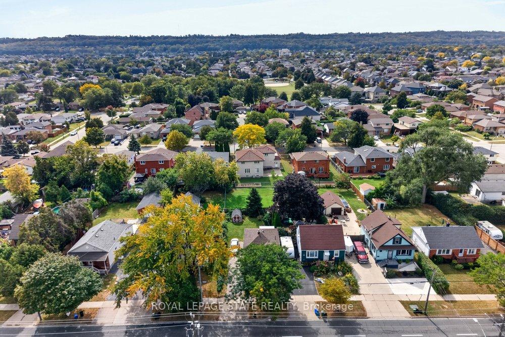 Photo 17 of 340 Barton Street, Hamilton, Stoney Creek — HOMEH