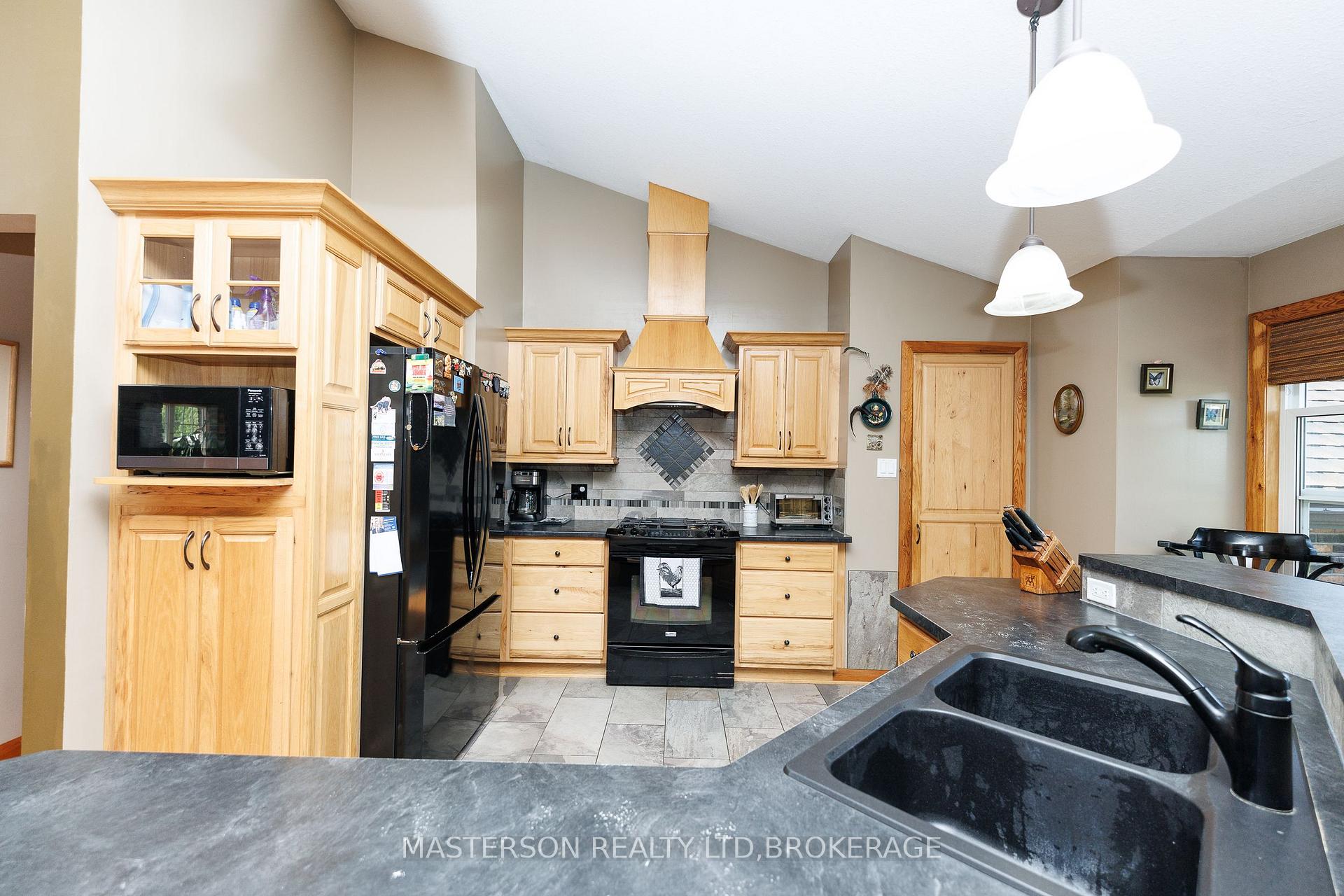 Photo 9 of 12259 Brawn Road, Wainfleet, Lakeshore — HOMEH