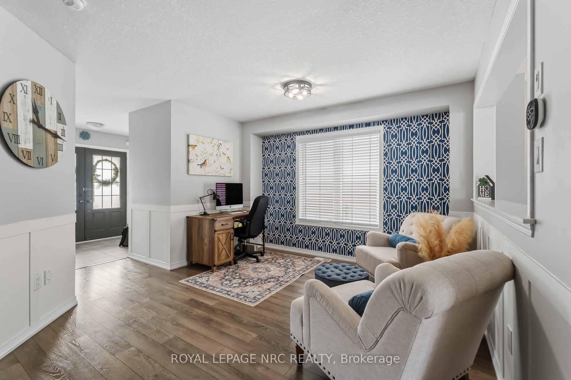 Photo 7 of 8769 Dogwood Crescent, Niagara Falls, Brown — HOMEH