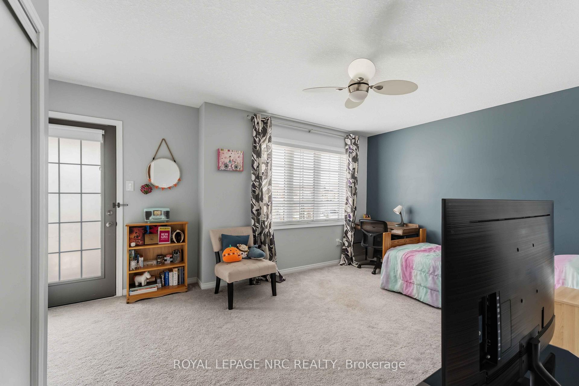 Photo 29 of 8769 Dogwood Crescent, Niagara Falls, Brown — HOMEH