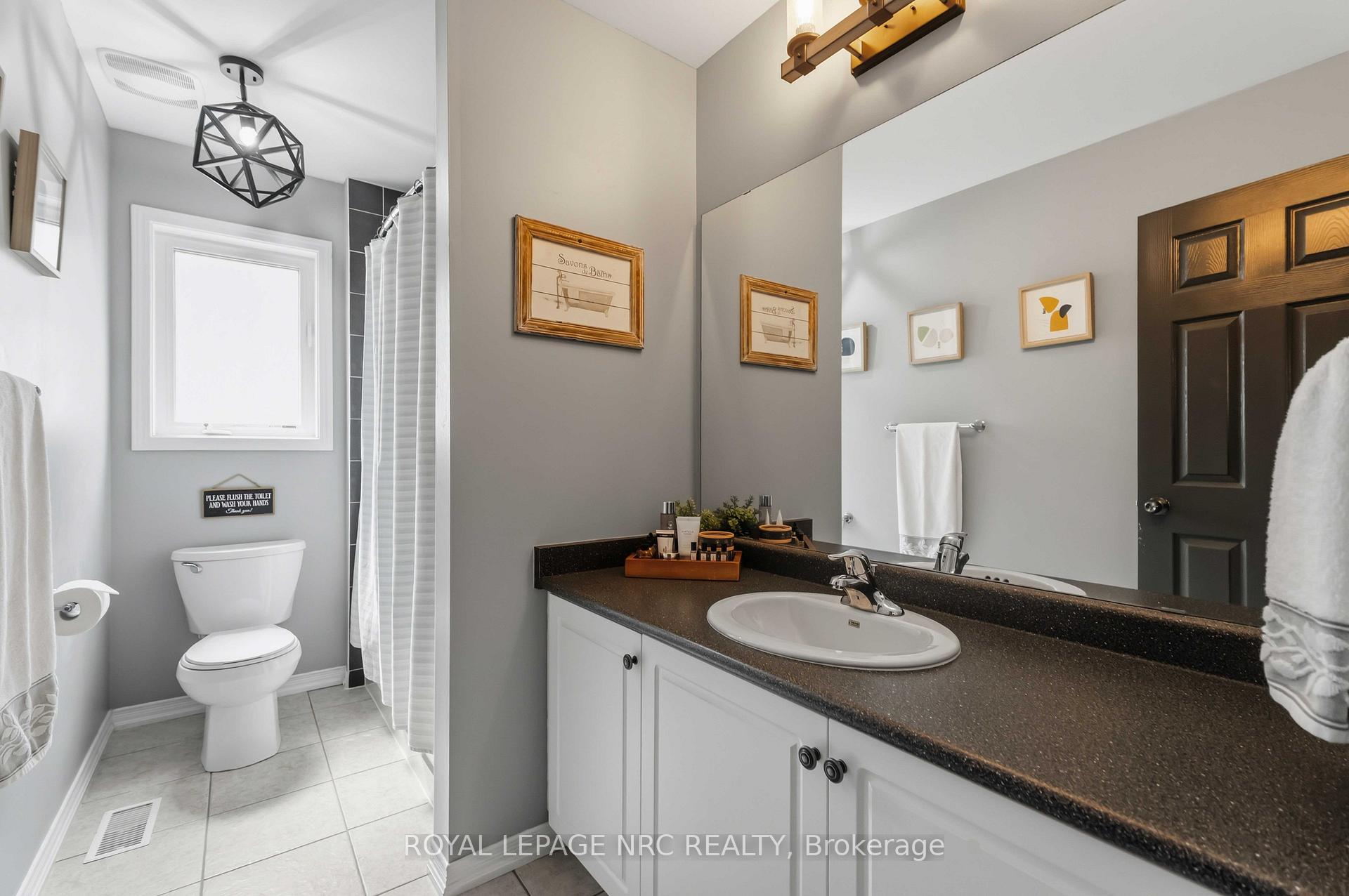 Photo 32 of 8769 Dogwood Crescent, Niagara Falls, Brown — HOMEH