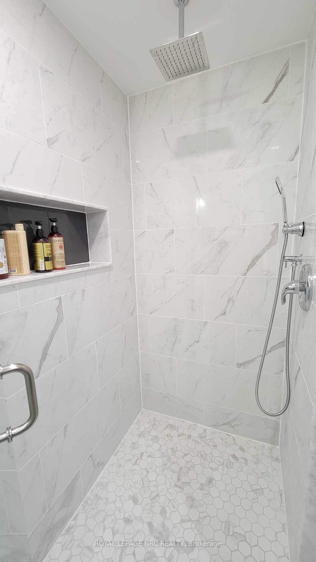 Photo 45 of 8769 Dogwood Crescent, Niagara Falls, Brown — HOMEH