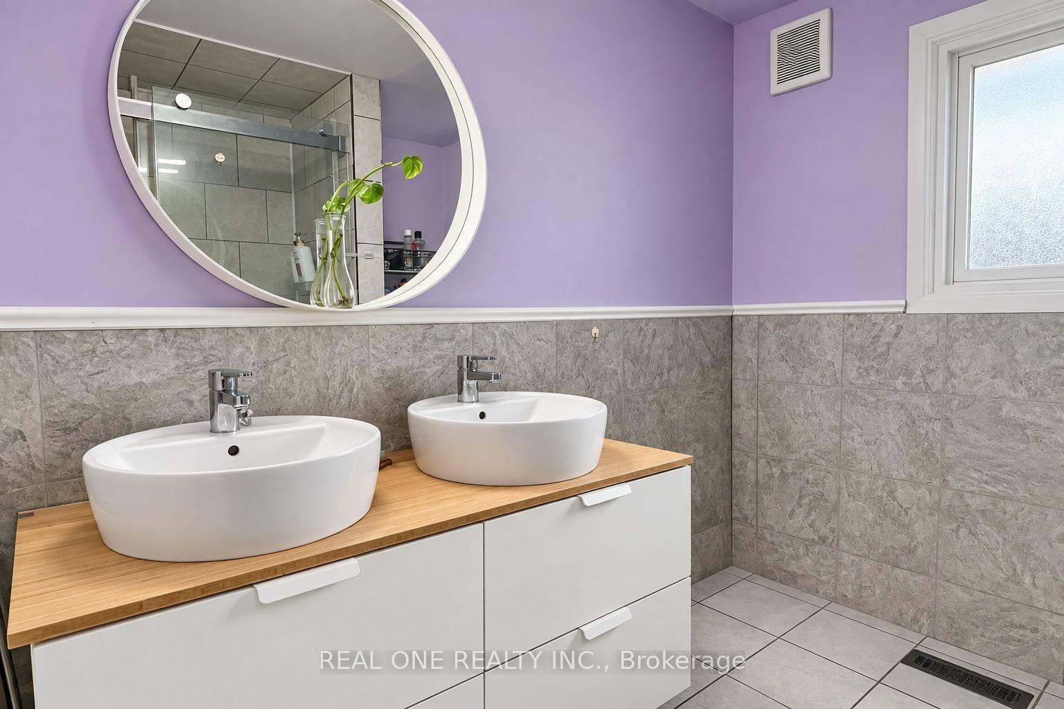 Photo 23 of Unit Upper, 41 Marlowe Drive, Hamilton, Rolston — HOMEH