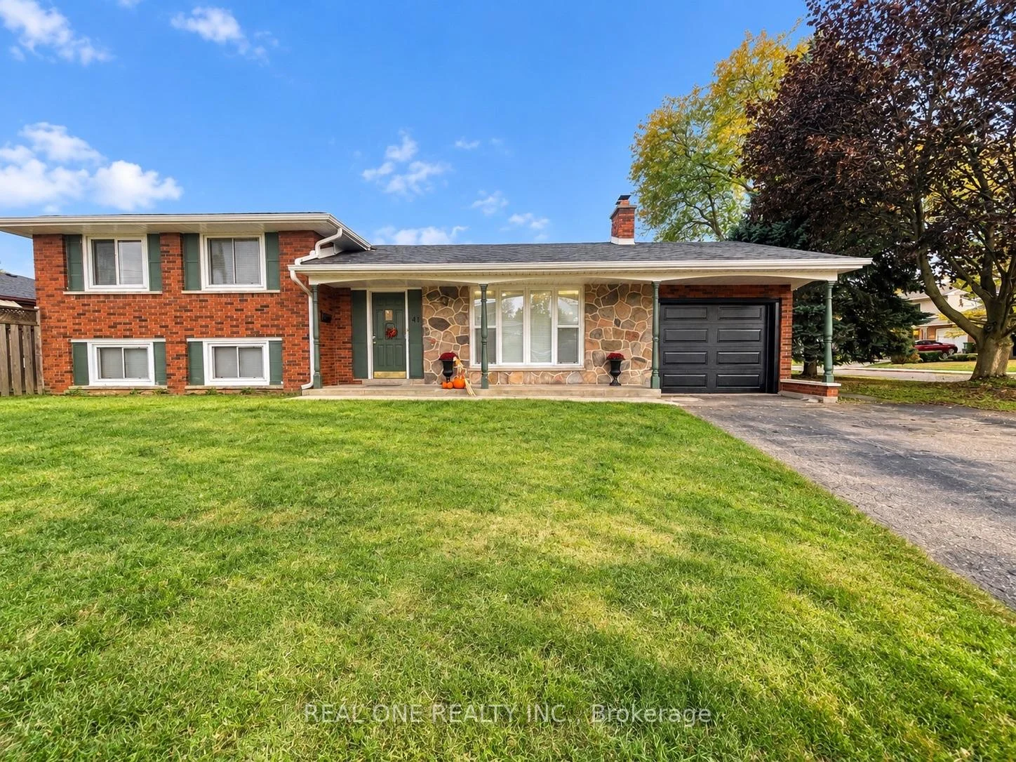 Photo of Unit Upper, 41 Marlowe Drive