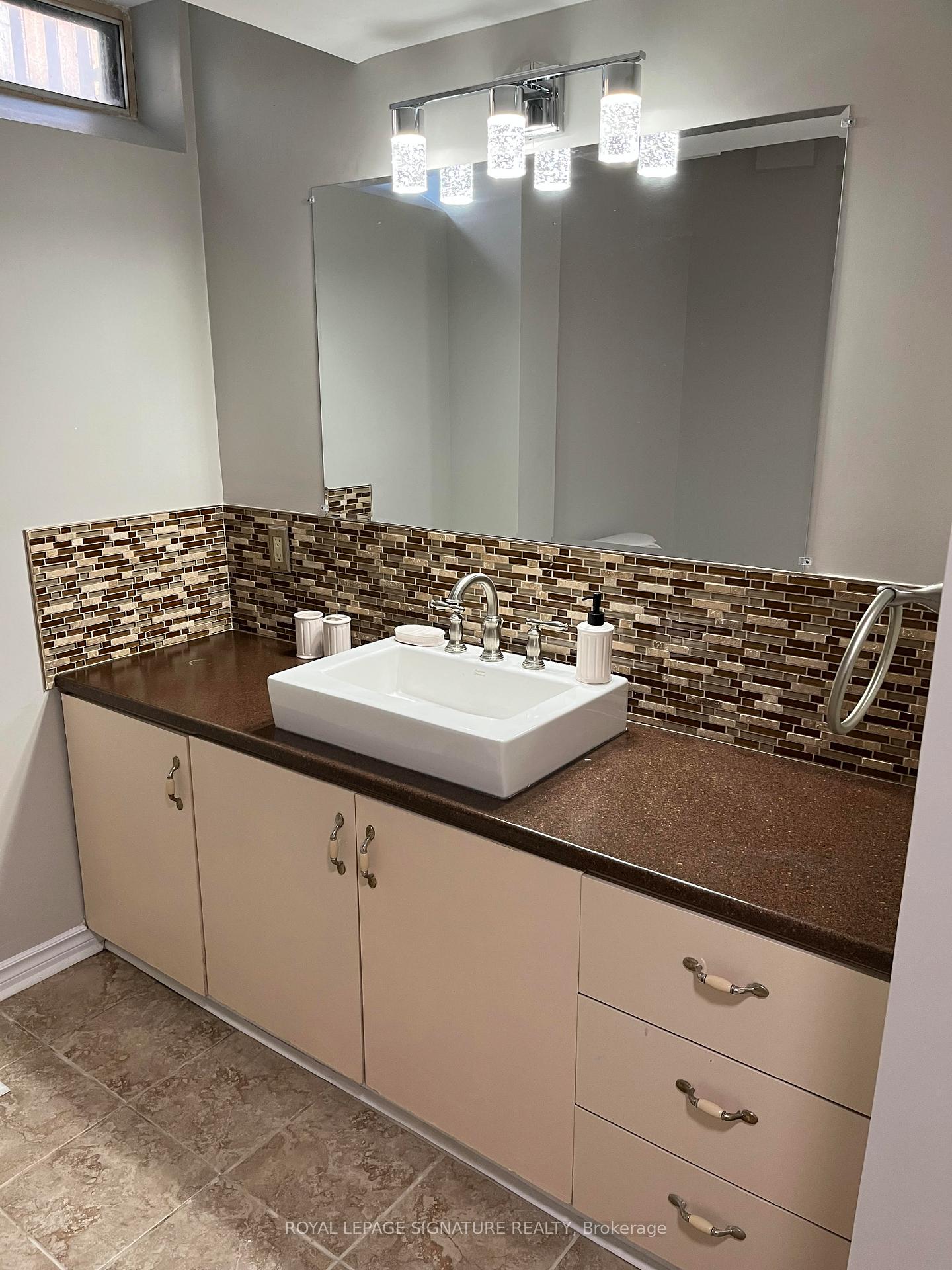 Photo 12 of Unit Bsmt, 21 Melbert Road, Etobicoke, Eringate-Centennial-West Deane — HOMEH
