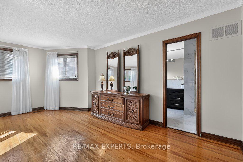 Photo 18 of 96 Benjamin Drive, Vaughan, East Woodbridge — HOMEH