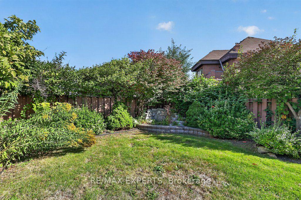 Photo 37 of 96 Benjamin Drive, Vaughan, East Woodbridge — HOMEH