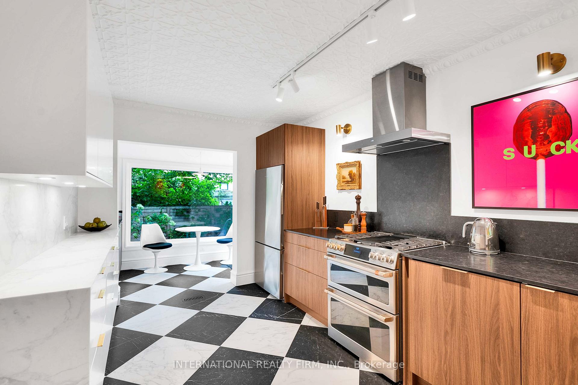 Photo 12 of 53 Spruce Street, Toronto, Cabbagetown-South St. James Town — HOMEH