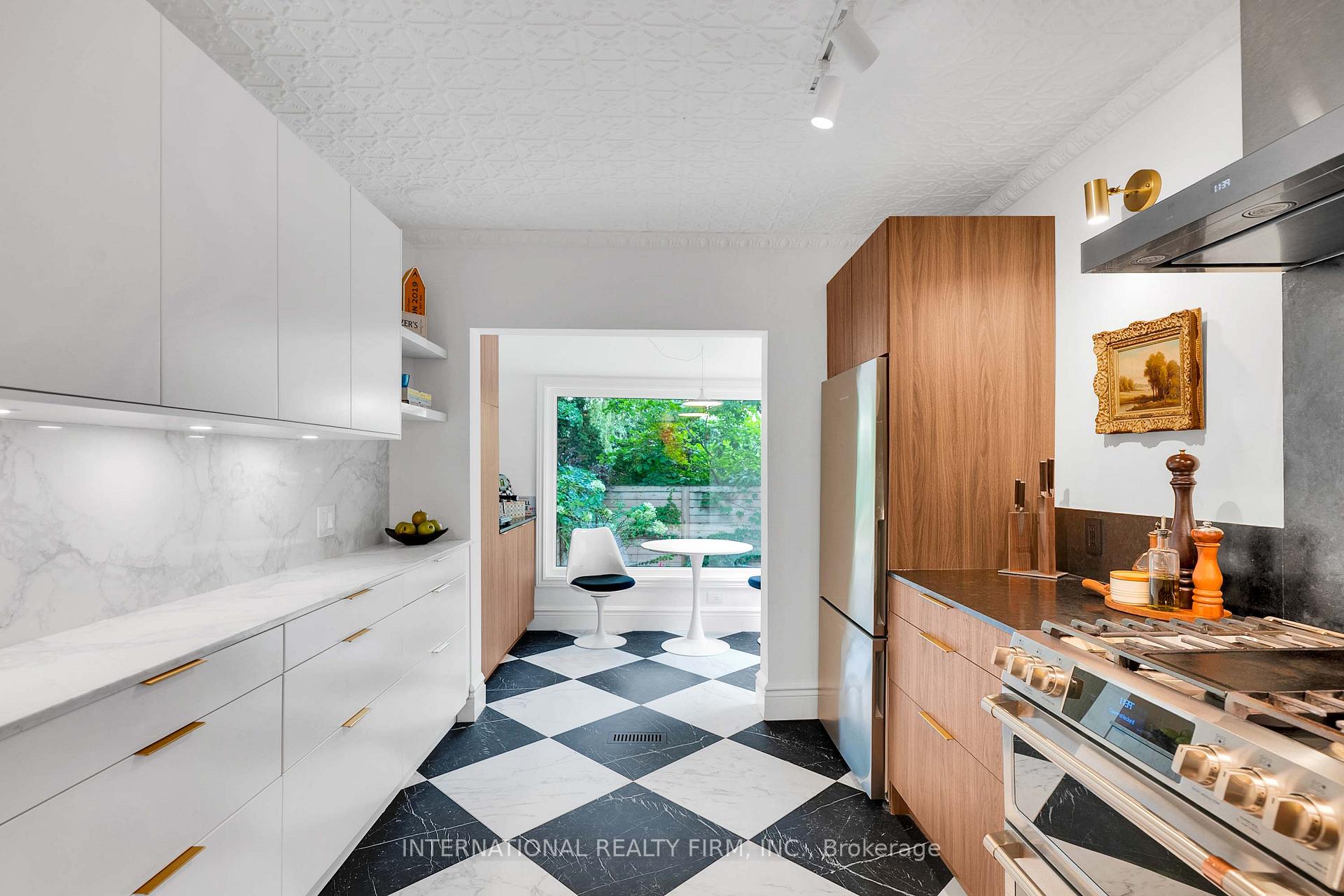 Photo 13 of 53 Spruce Street, Toronto, Cabbagetown-South St. James Town — HOMEH