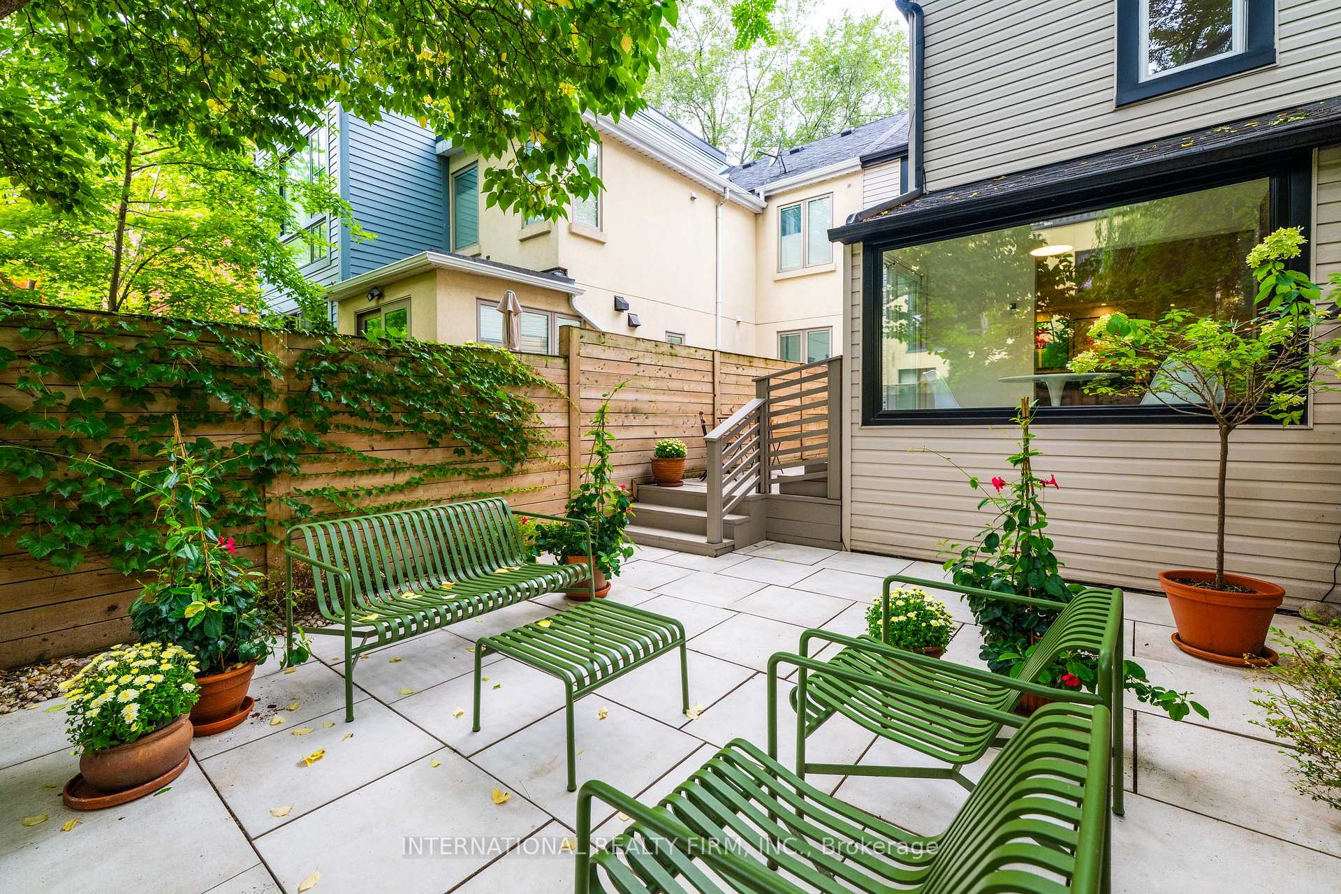 Photo 33 of 53 Spruce Street, Toronto, Cabbagetown-South St. James Town — HOMEH