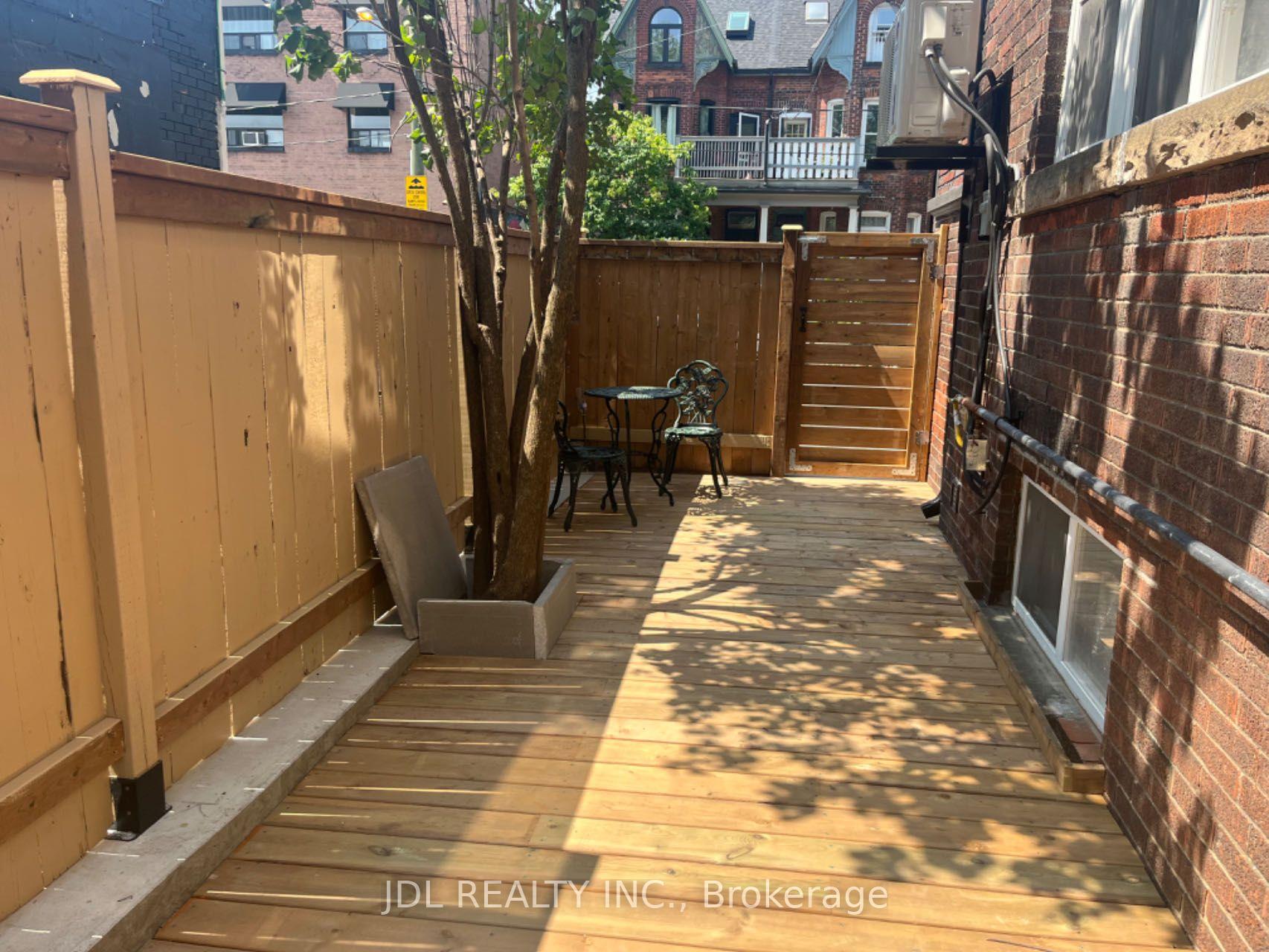 Photo 14 of 5 Sorauren Avenue, Toronto, Roncesvalles — HOMEH
