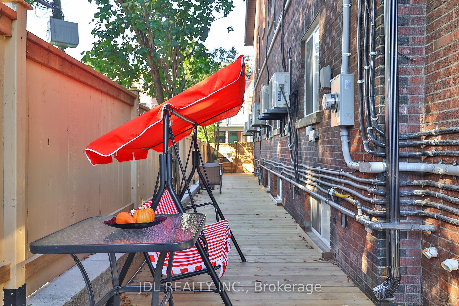 Photo 21 of 5 Sorauren Avenue, Toronto, Roncesvalles — HOMEH