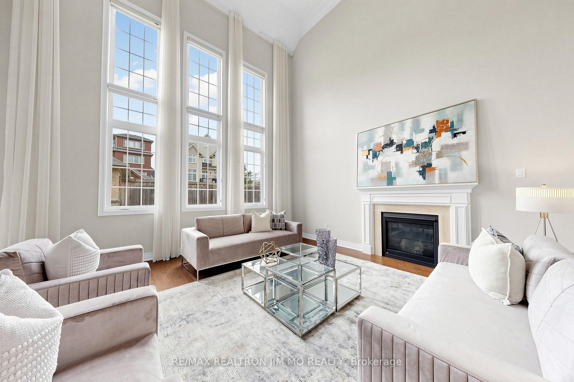 Photo 9 of 18 Tralee Court, Markham, Devil's Elbow — HOMEH