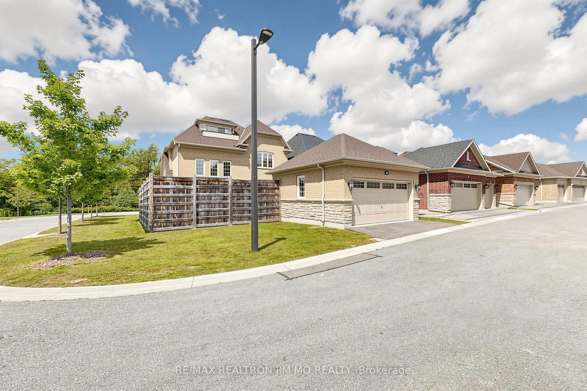 Photo 42 of 18 Tralee Court, Markham, Devil's Elbow — HOMEH