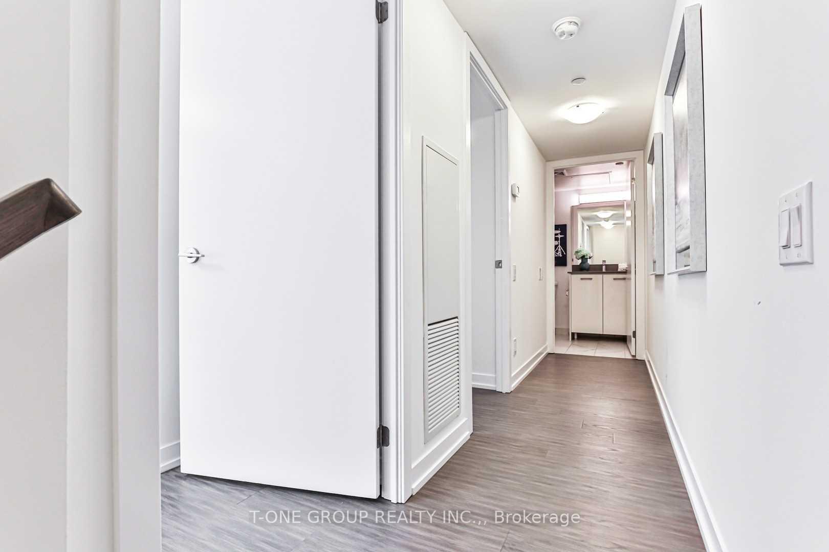 Photo 14 of 92 McGill Street, Toronto, Church-Yonge Corridor — HOMEH