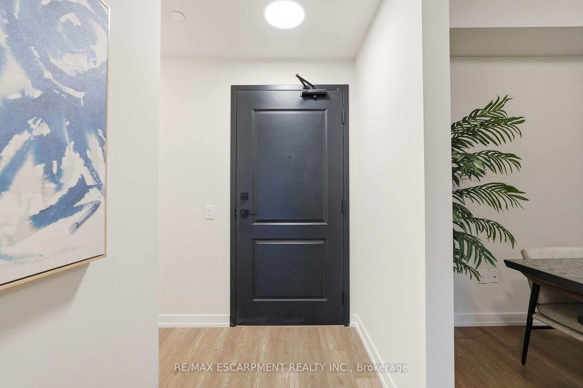 Photo 4 of Unit 416, 870 Queenston Road, Hamilton, Stoney Creek — HOMEH